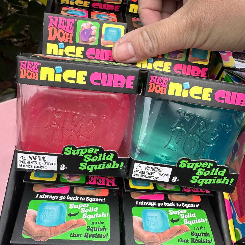 In Stock Squishy NeeDoh Schyll - Crystal Growing Kit recension och pris